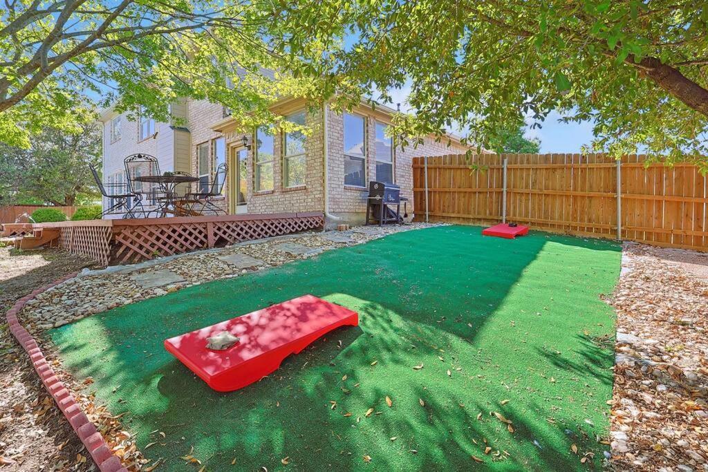 Wellness Oasis 5Br W Pool + Huge Yard + Fire Pit Villa Sachse Eksteriør billede