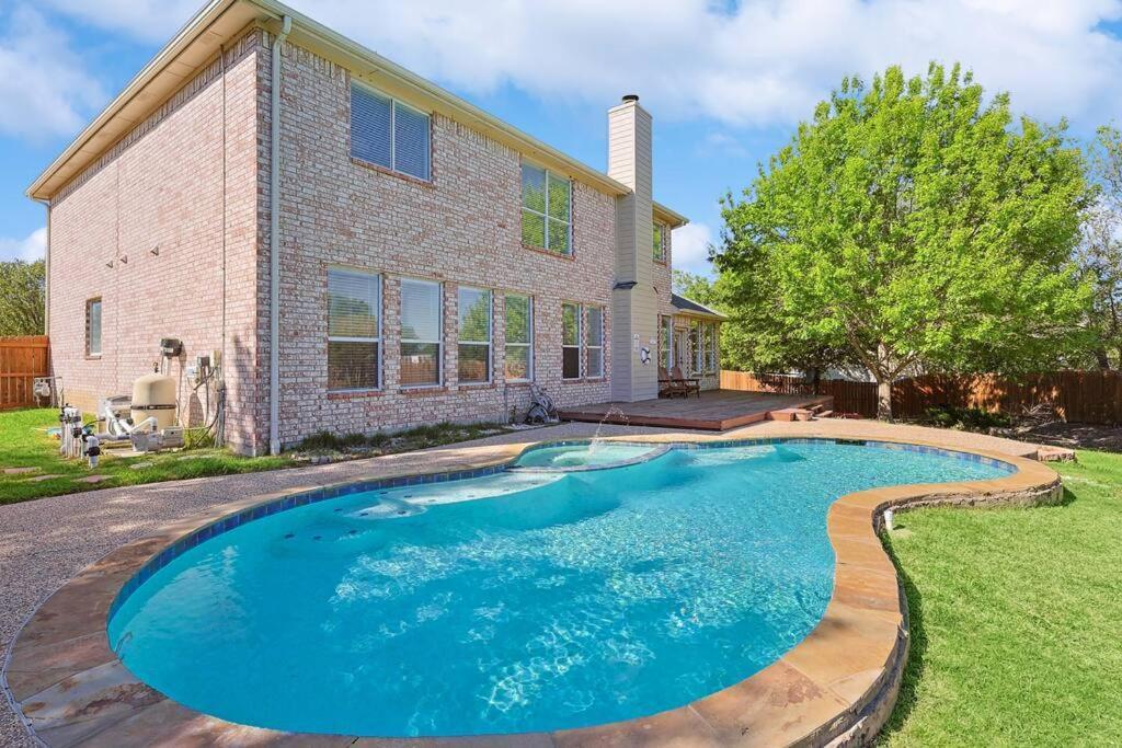 Wellness Oasis 5Br W Pool + Huge Yard + Fire Pit Villa Sachse Eksteriør billede